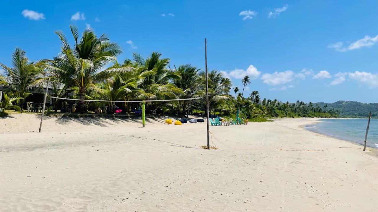 Footprints Beach Resort Agpudlos Екстер'єр фото